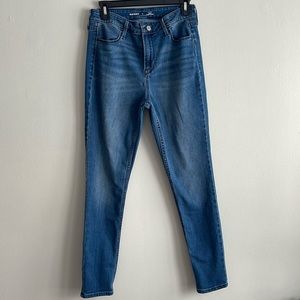 High-Waisted Wow Super-Skinny Jeans for Women